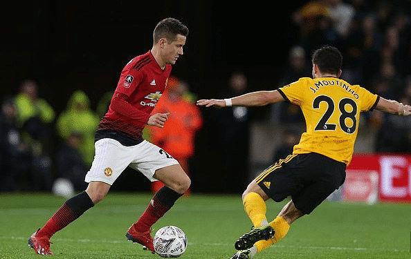 是对美国足 是对美国足